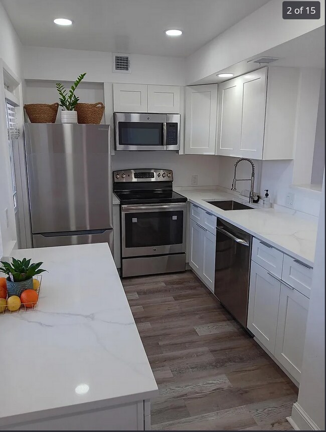 3050 N Palm Aire Dr, Unit 702 in Pompano Beach, FL - Building Photo - Building Photo