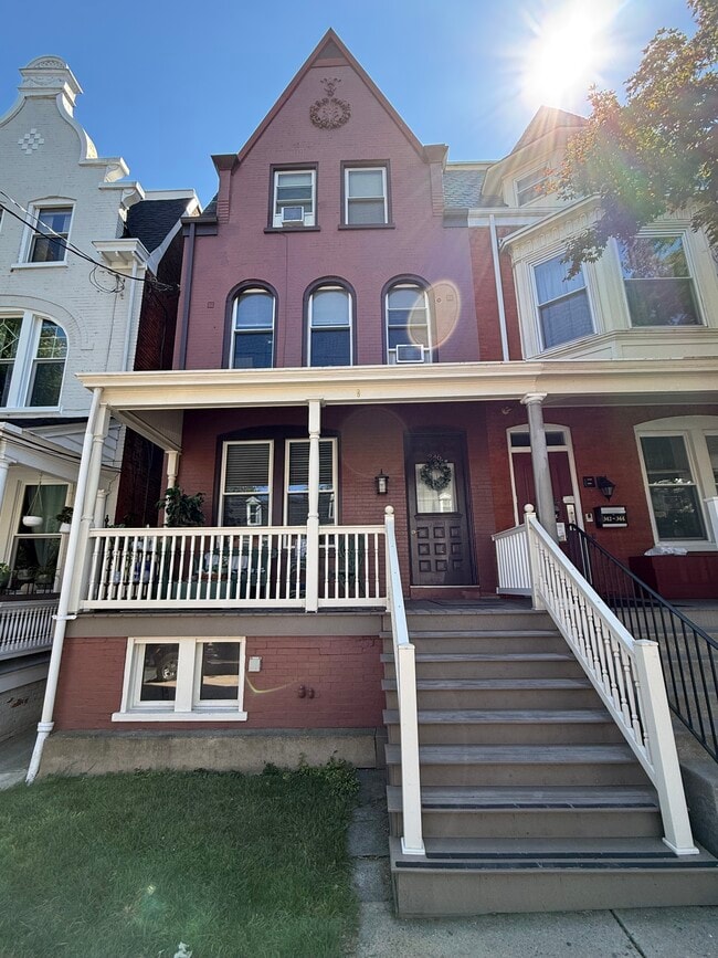 346 E Chestnut St, Unit 1A