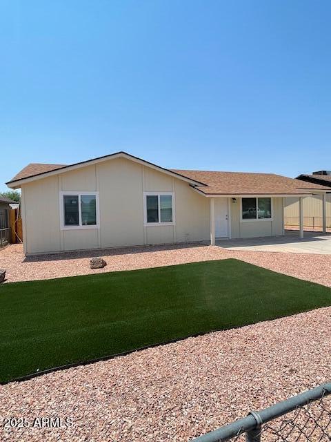 2002 N 73rd Ave in Phoenix, AZ - Building Photo