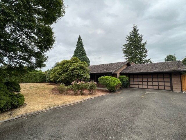 1929 Gossard St in Enumclaw, WA - Building Photo