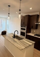 22125 Little Mount Ter in Ashburn, VA - Building Photo - Building Photo