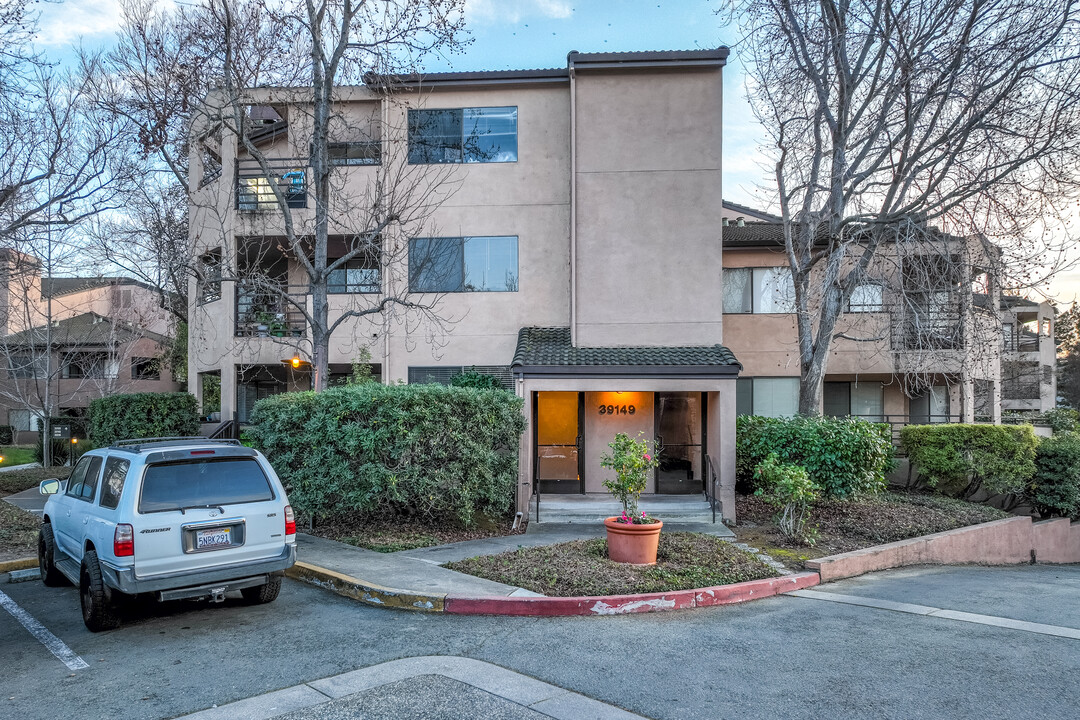 Adobe Hills in Fremont, CA - Foto de edificio