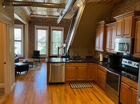 Arlington Lofts in Kalamazoo, MI - Building Photo