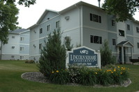 Lincoln Square Apartments in Owatonna, MN - Building Photo - Building Photo