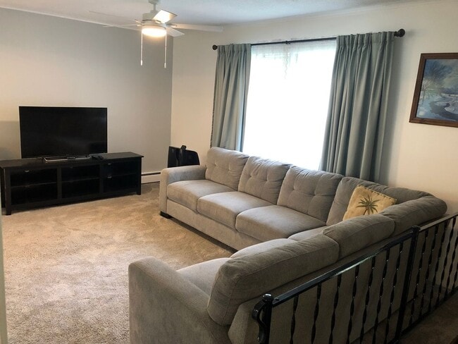 1606 Daniels Run Rd NE in Check, VA - Foto de edificio - Building Photo