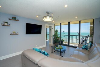 9500 S Ocean Dr, Unit 1208 in Jensen Beach, FL - Building Photo - Building Photo