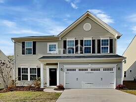 136 Thames Valley Dr in Easley, SC - Building Photo