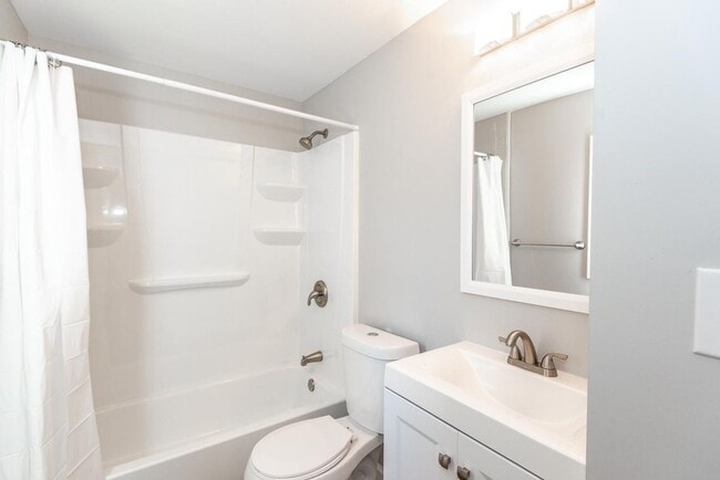 453 Edith St in Pittsburgh, PA - Building Photo - Building Photo