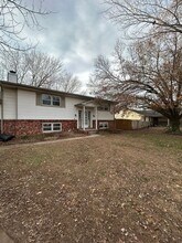 1625 Pin Oak Ct in Rose Hill, KS - Building Photo - Building Photo