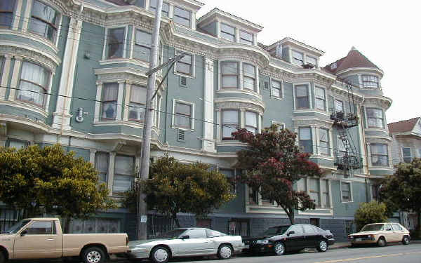 561 Baker St in San Francisco, CA - Building Photo