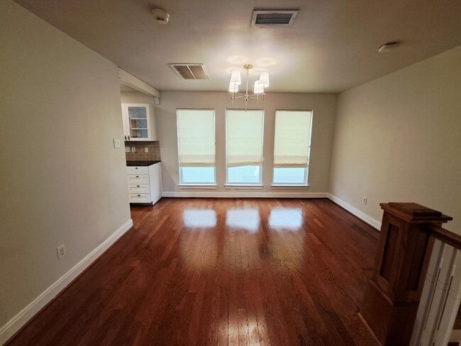 property at 3417 Stanford St