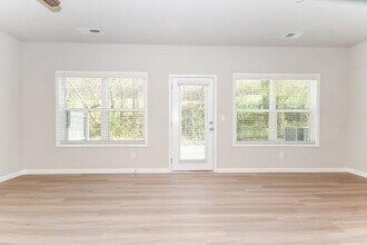 786 Calvin Pk Dr in Ball Ground, GA - Building Photo - Building Photo