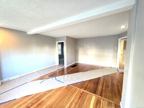 68 George St in Bristol, CT - Building Photo - Building Photo