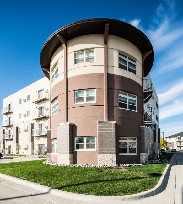 Campus Place 5 Apartments in Grand Forks, ND - Building Photo