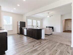 608 Aqueduct Dr in Seagoville, TX - Building Photo - Building Photo
