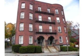 66-68 Chatham St in Worcester, MA - Building Photo - Building Photo