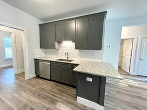 8400 Carl Dean St in Pensacola, FL - Building Photo - Building Photo