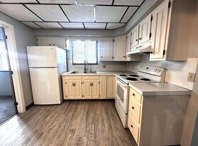 10 Thompson St in Concord, NH - Building Photo