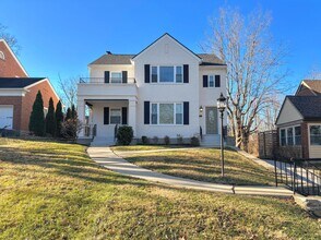 27 Sunnymede Dr in Fort Mitchell, KY - Building Photo - Building Photo