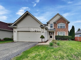 34248 N Needlegrass Dr in Round Lake, IL - Building Photo