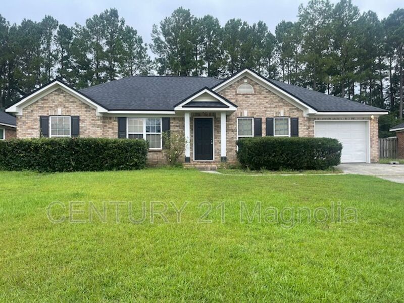 4723 Laural Oak Dr in Hephzibah, GA - Foto de edificio