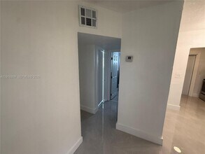 1251 NW 61st St in Miami, FL - Building Photo - Building Photo