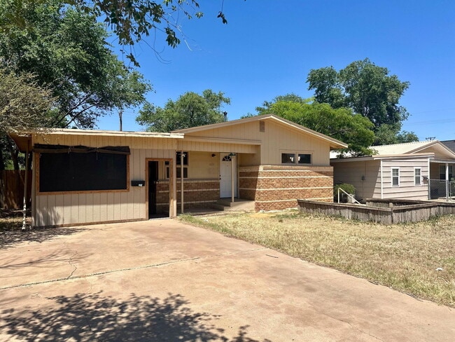 property at 4608 35th St