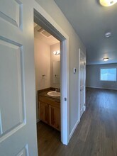 3240 S 10th St in Lebanon, OR - Building Photo - Building Photo