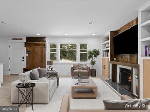 11929 Waples Mill Rd in Oakton, VA - Building Photo - Building Photo