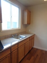649 Elm St in Yuba City, CA - Building Photo - Building Photo
