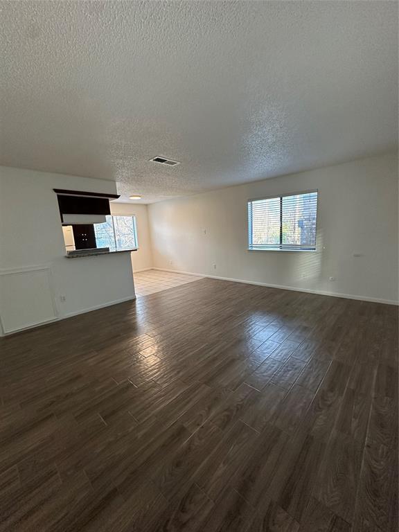 1410 Blalock Rd in Houston, TX - Foto de edificio - Building Photo