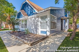 10323 Country in San Antonio, TX - Building Photo - Building Photo