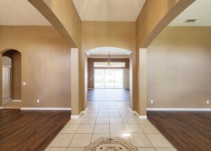 2408 Tea Olive Terrace in Valrico, FL - Building Photo - Building Photo