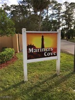 15250 Riverbend Blvd in North Fort Myers, FL - Building Photo