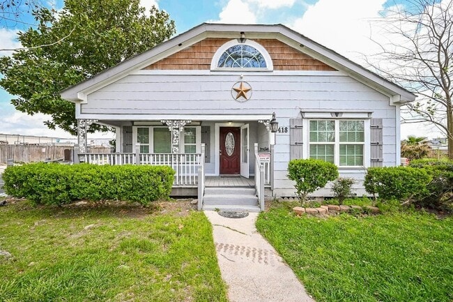 416 N Houston Ave