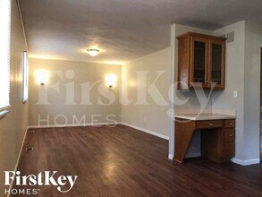 4420 Santa Fe Ct in Indianapolis, IN - Building Photo - Building Photo