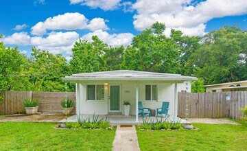 3850 Charles Ter in Miami, FL - Foto de edificio - Building Photo