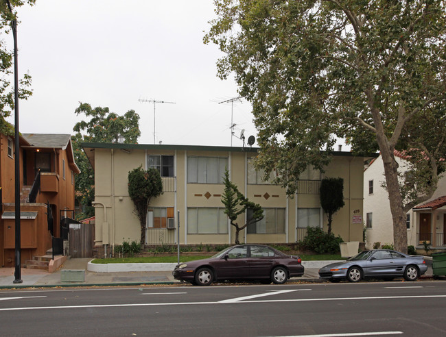 475 S 4th St in San Jose, CA - Foto de edificio - Building Photo