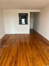 222-89 Braddock Ave in New York, NY - Building Photo - Building Photo