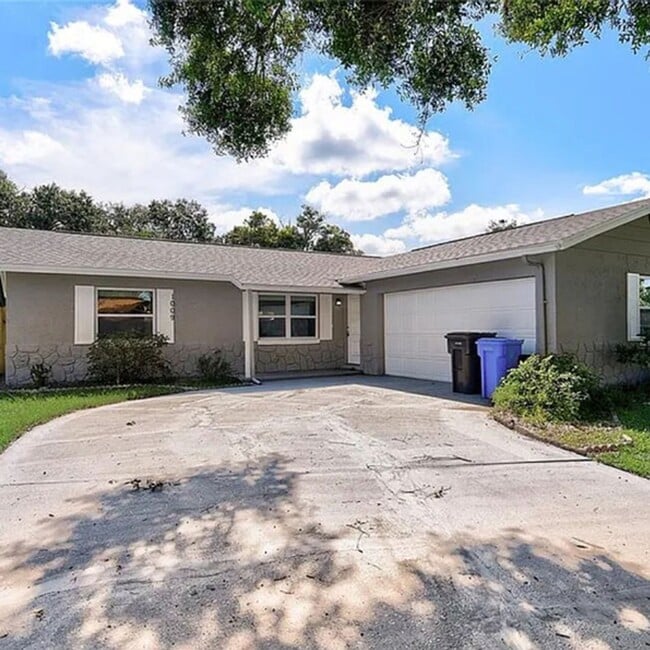 property at 1009 Norman Ct