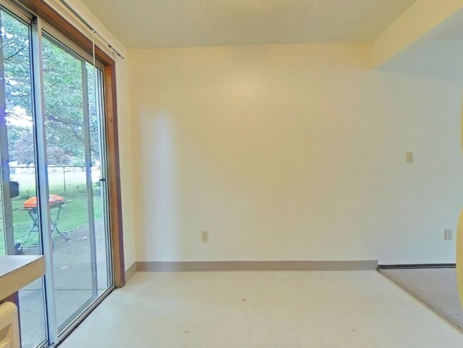 1775 SE Lilly Pl in Corvallis, OR - Building Photo - Building Photo