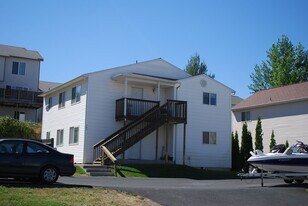 305 NW Parr Dr in Pullman, WA - Building Photo