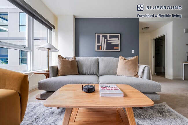 10351 NE 10th St, Unit SI FL11-ID977 in Bellevue, WA - Building Photo - Building Photo