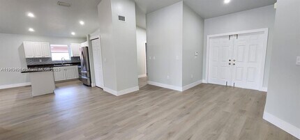 14817 SW 180th St in Miami, FL - Building Photo - Building Photo