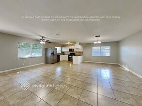 12066 NW 27th St in Coral Springs, FL - Foto de edificio - Building Photo