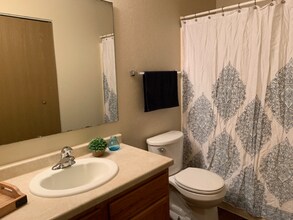 1415 14th Ave E in West Fargo, ND - Building Photo - Building Photo
