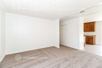 6121 N Haven Dr in North Highlands, CA - Building Photo - Building Photo