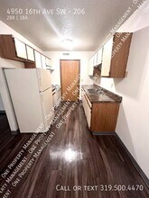 4950 16th Ave SW in Cedar Rapids, IA - Building Photo - Building Photo