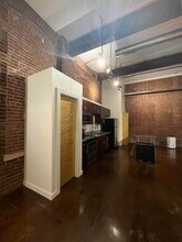 1350 Rosa L Parks Blvd in Nashville, TN - Building Photo - Building Photo