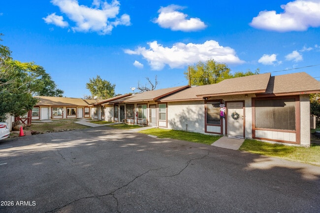 property at 520 W Clark St